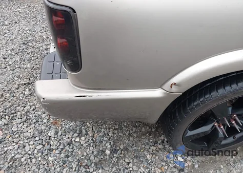 2000 Chevrolet Blazer Ls из США, поврежденный, VIN 1GNCS18W0YK137050